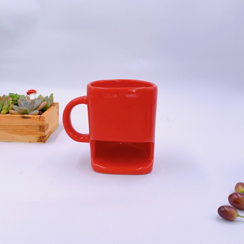 Ceramiczny kubek kieszonkowy z ciasteczkami