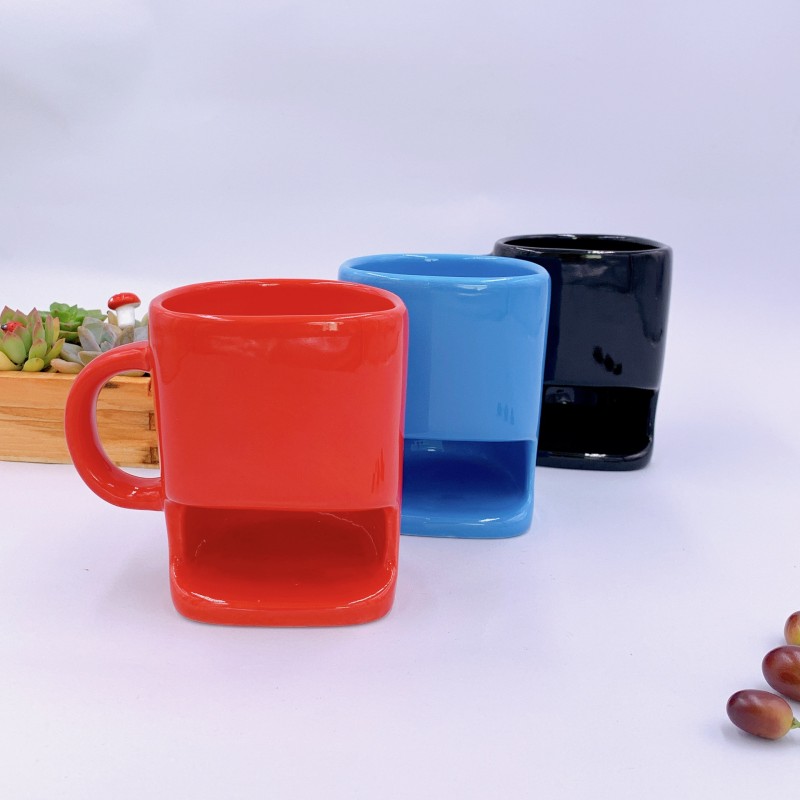 Ceramiczny kubek kieszonkowy z ciasteczkami