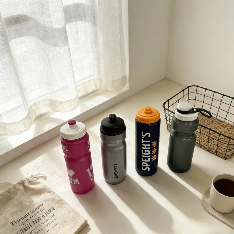 Dwuwarstwowe plastikowe butelki na wodę sportową